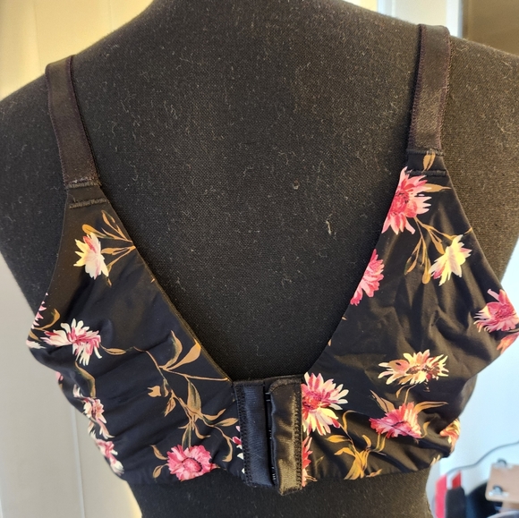 Torrid Curve bra - Picture 4 of 11